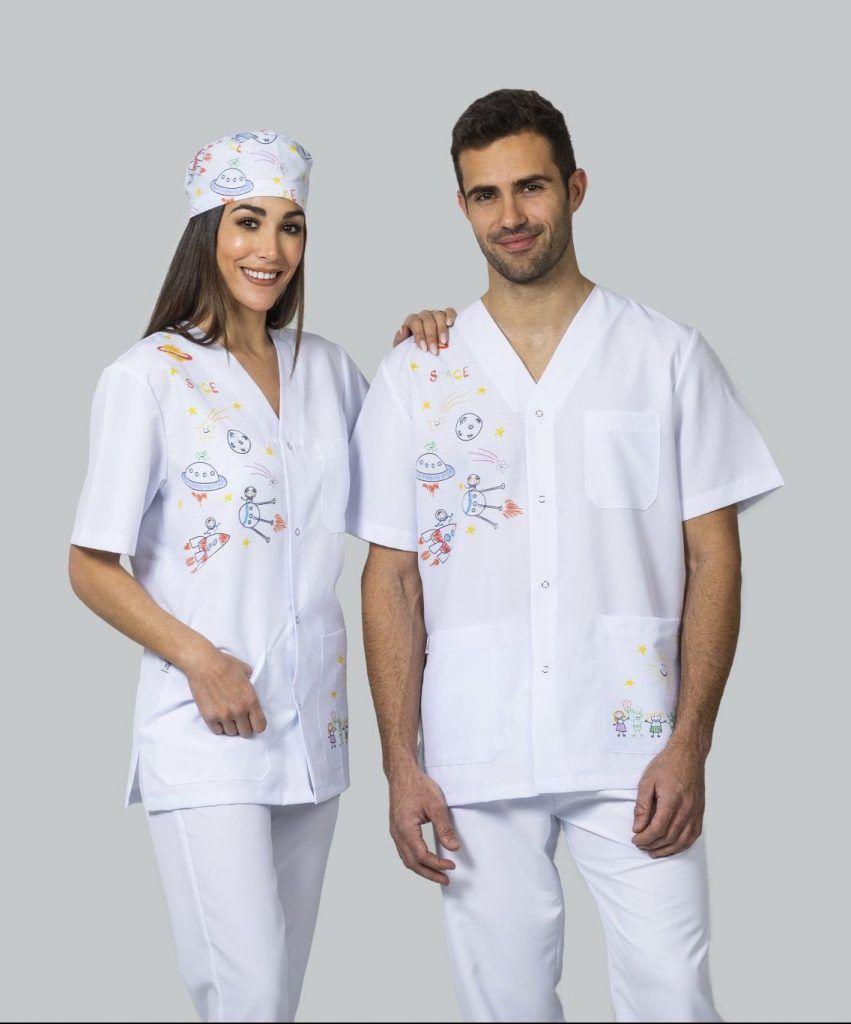 Casaca Sanitaria Con Dibujos Astronautas Magasa ( SX27RW01 )
